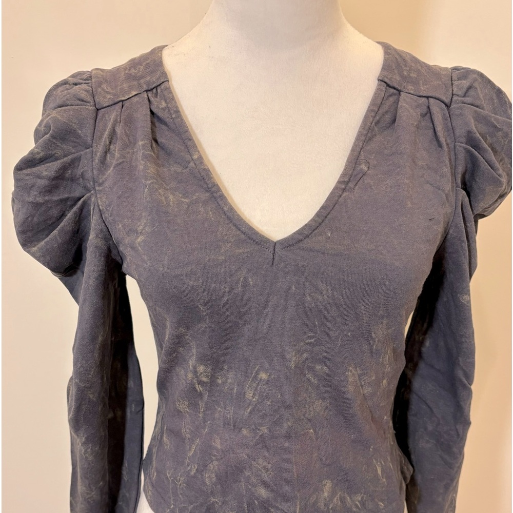 Kendall & Kylie Grey Puff Sleeve V-neck Top Size S
